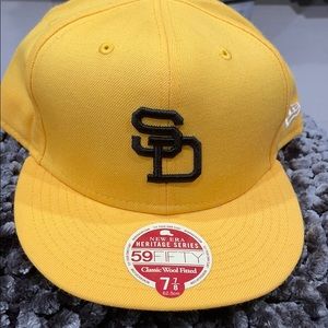 San Diego Padres Fitted Cap 7 7/8